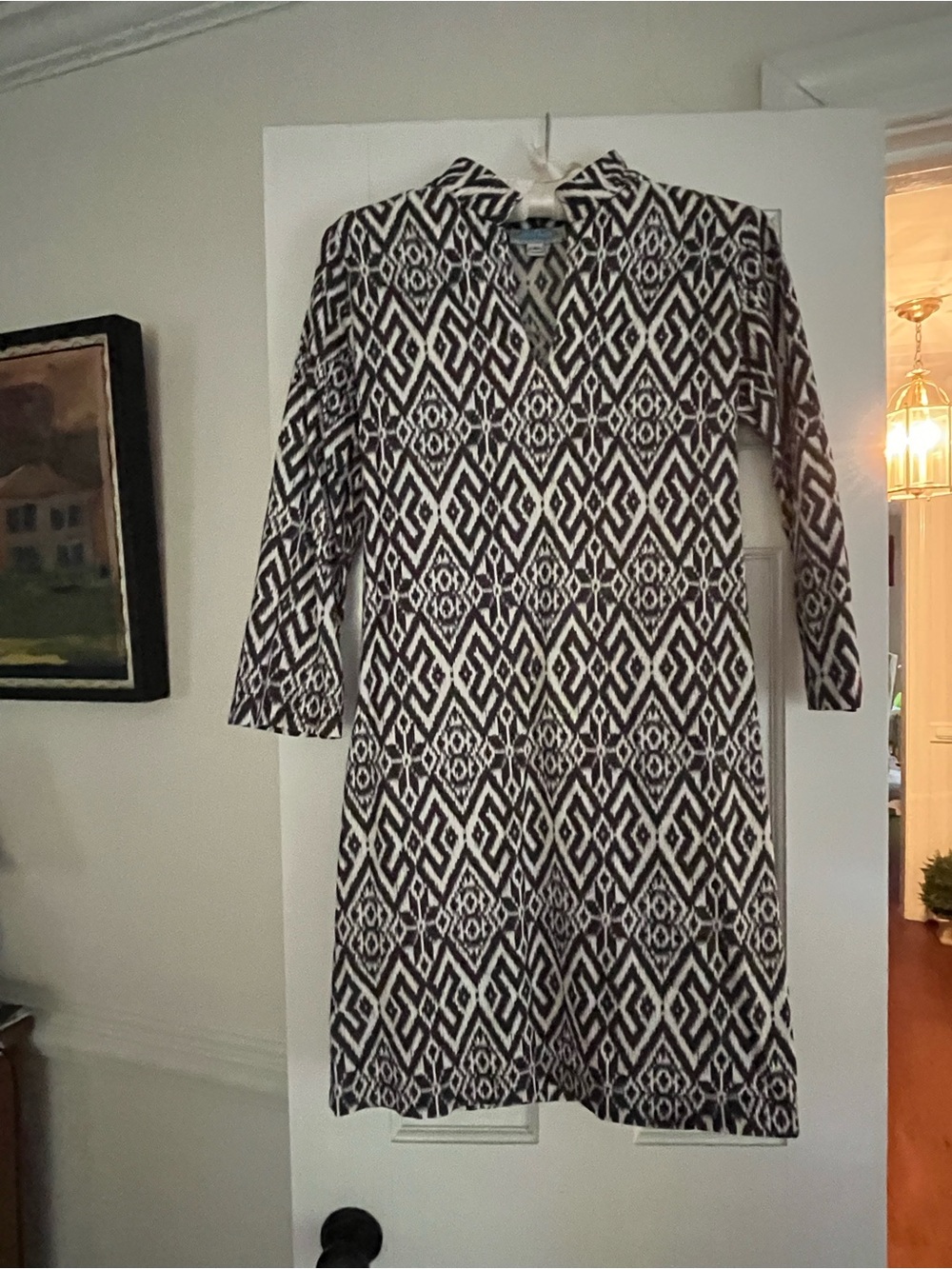 Devon Baer Women's Black & White Geometric Shift Dress!